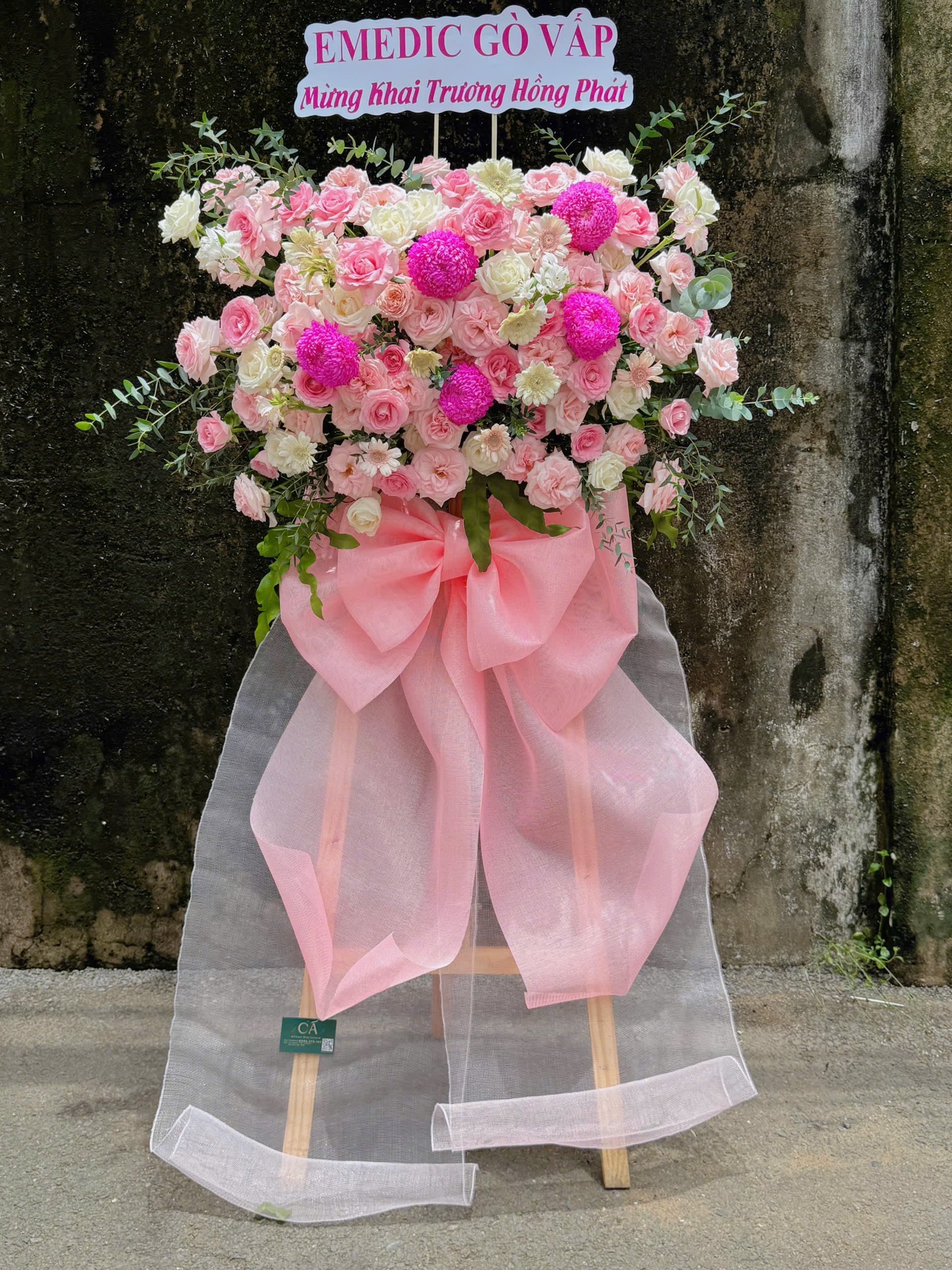 kệ khai trương hiện đại